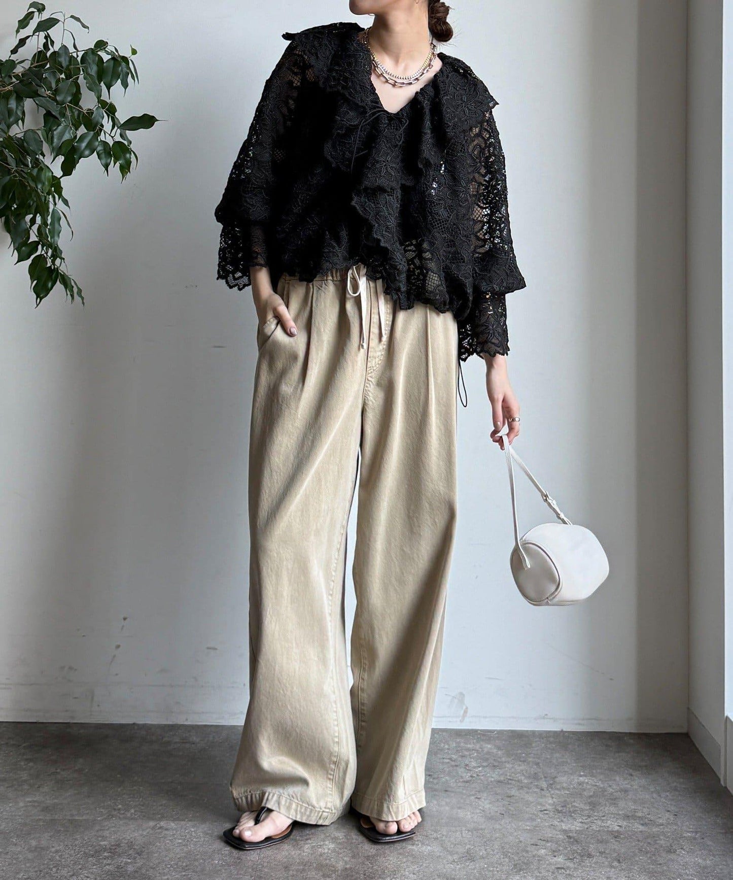 小披肩款蕾絲襯衫