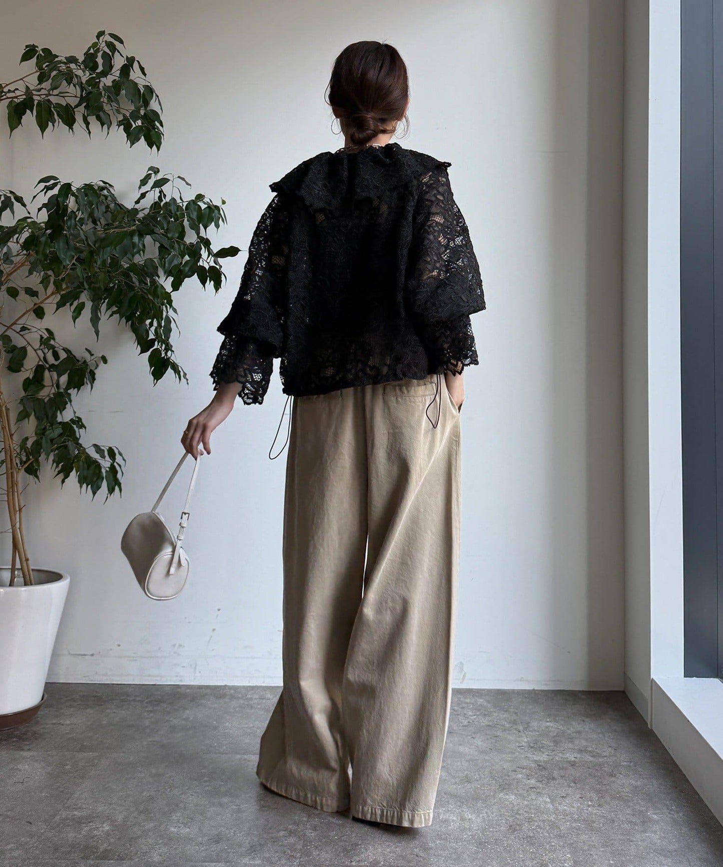 小披肩款蕾絲襯衫