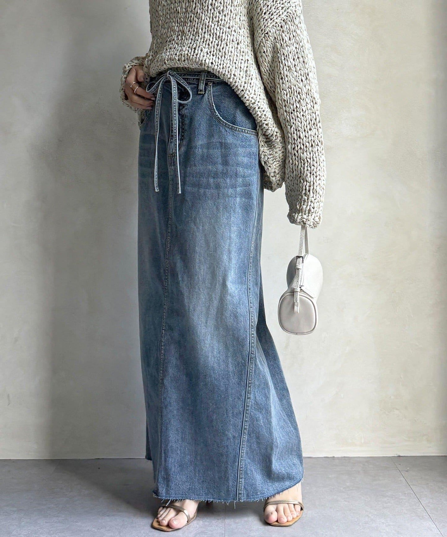 帶腰帶修身設計 牛仔半身裙