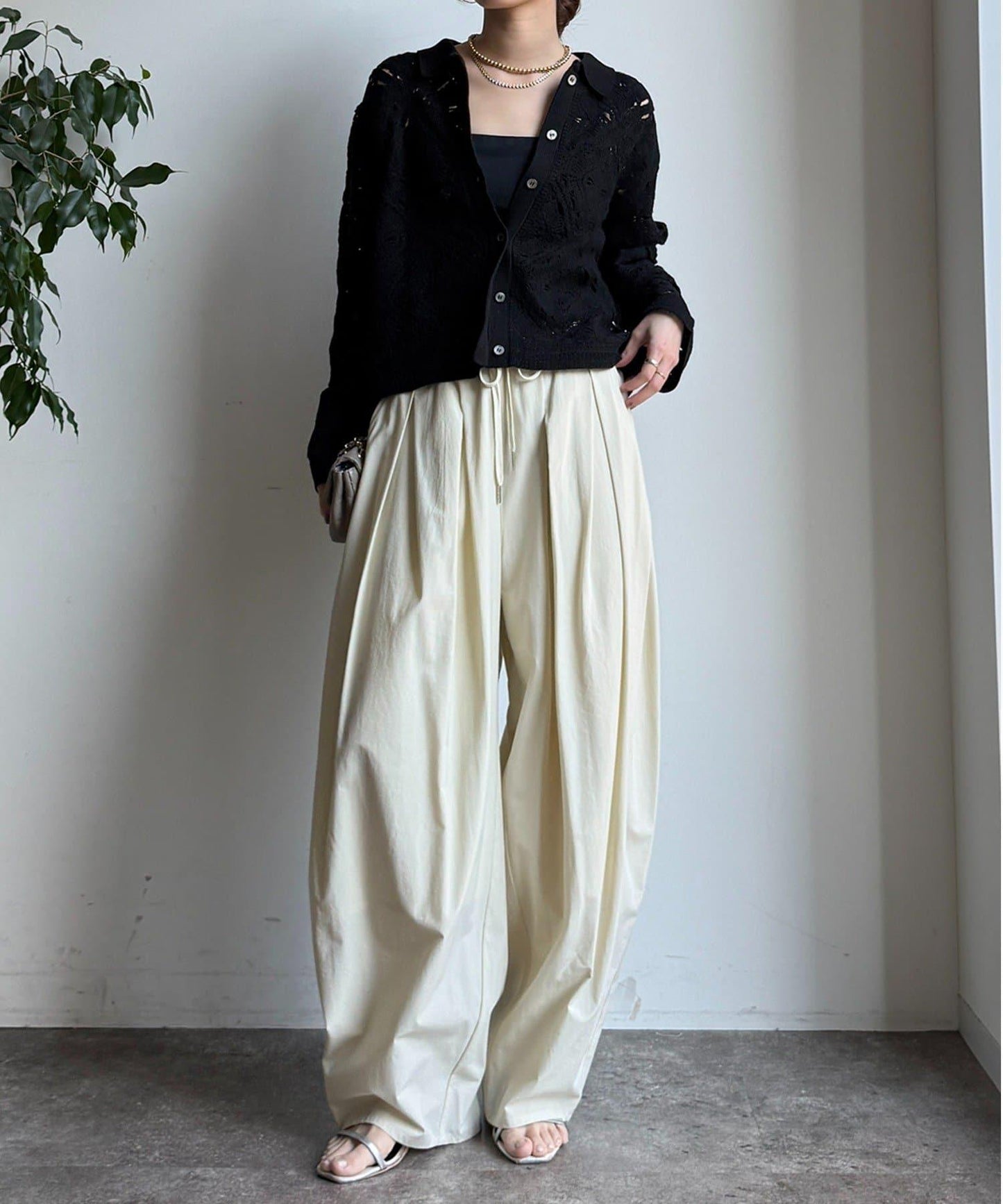 蕾絲圖案襯衫領 針織開衫