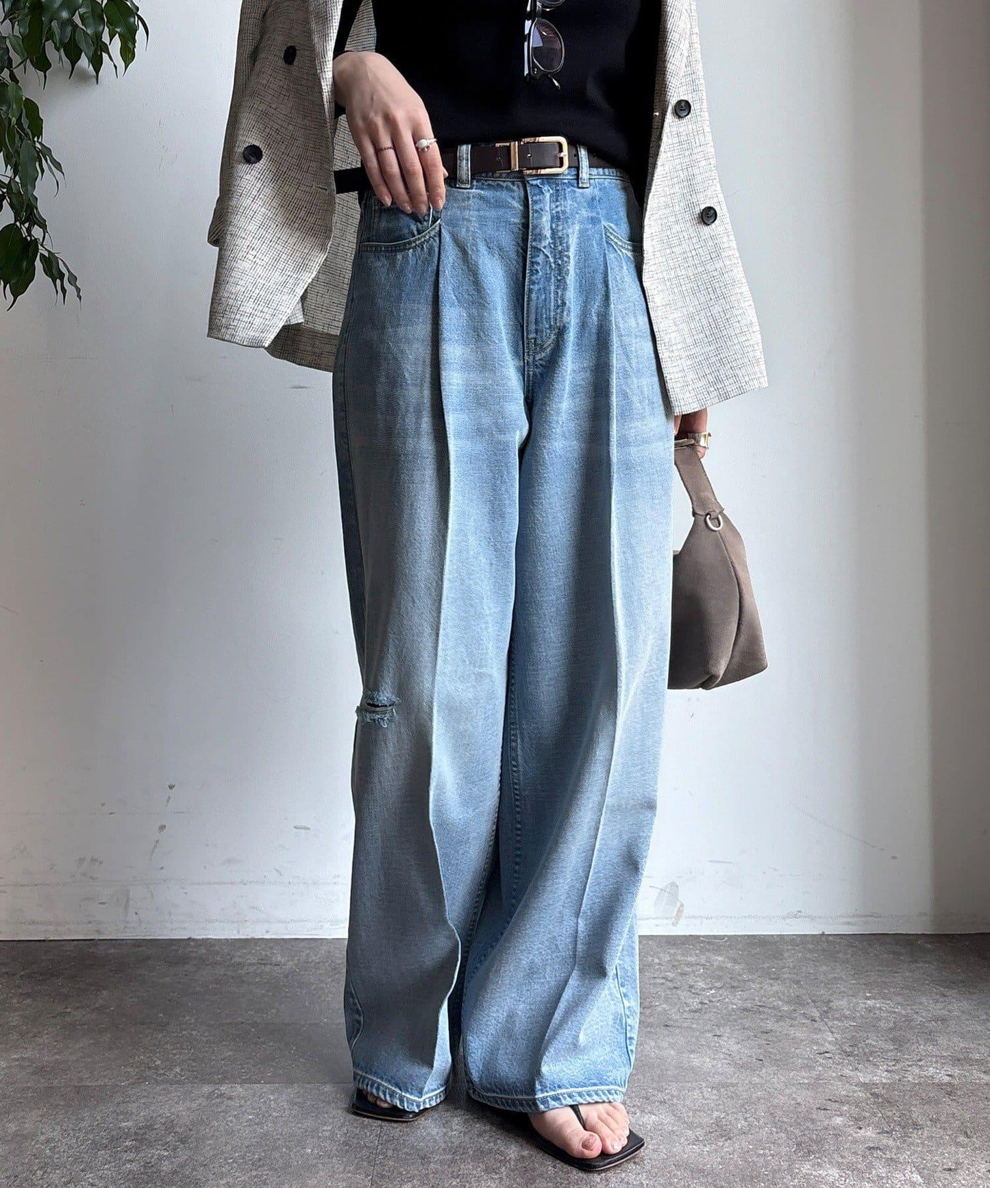 破洞做舊闊腿牛仔褲