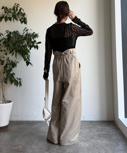 蕾絲側褶設計套頭上衣