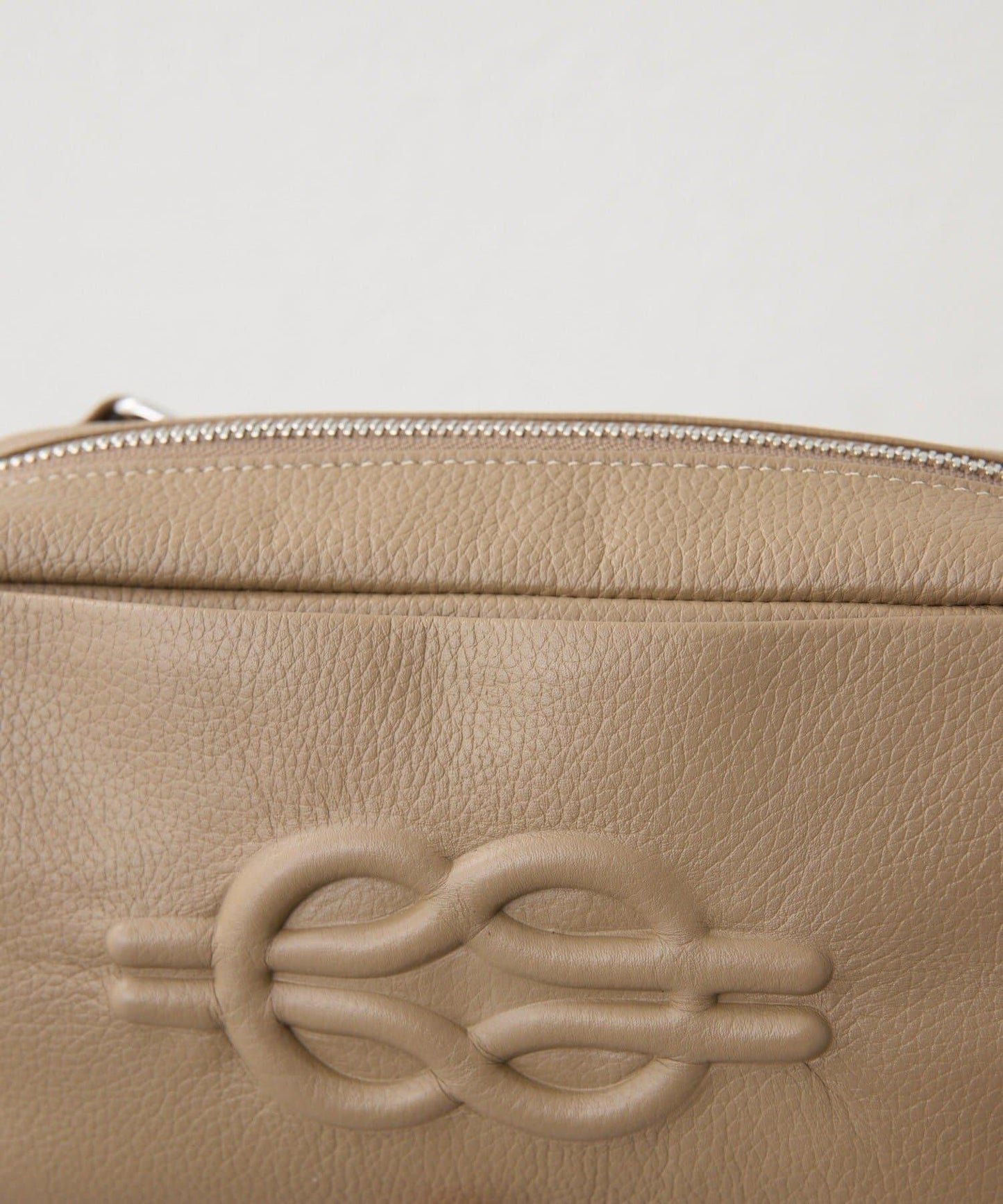 壓紋真皮 超輕290g 胸包/單肩包