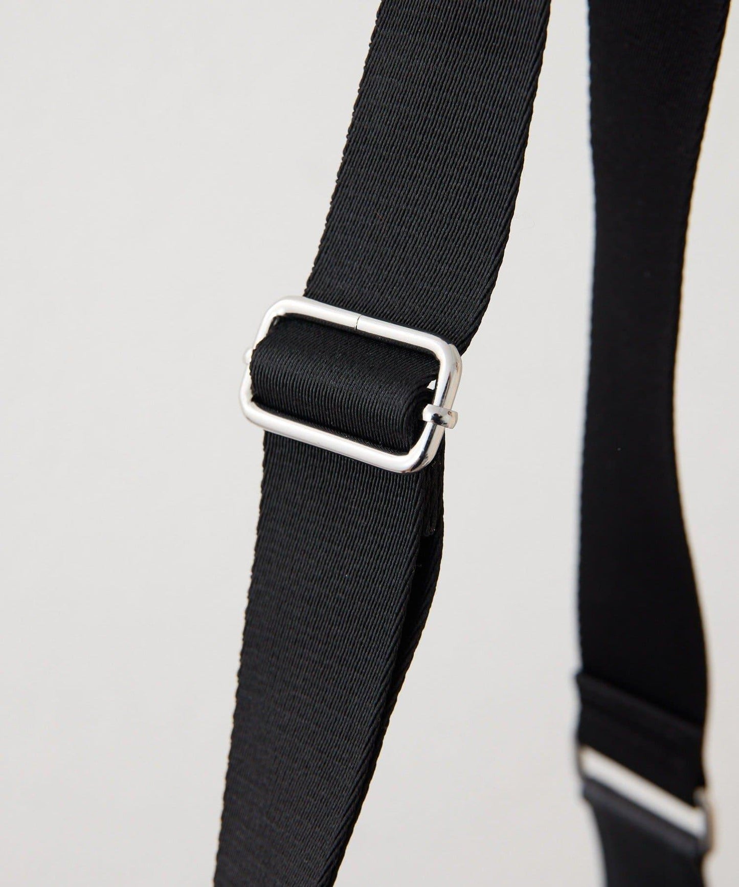 壓紋真皮 超輕290g 胸包/單肩包