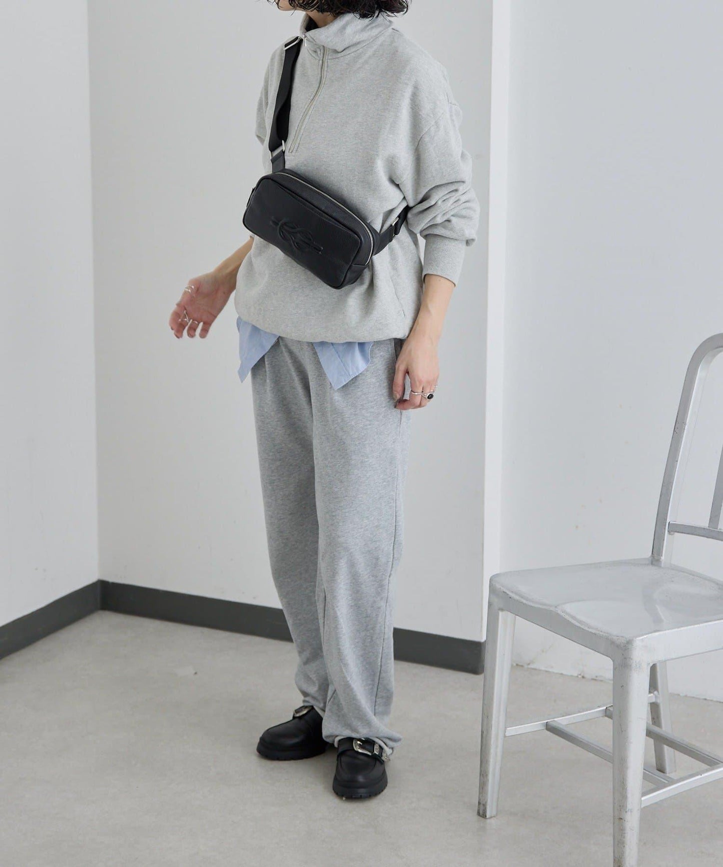 壓紋真皮 超輕290g 胸包/單肩包