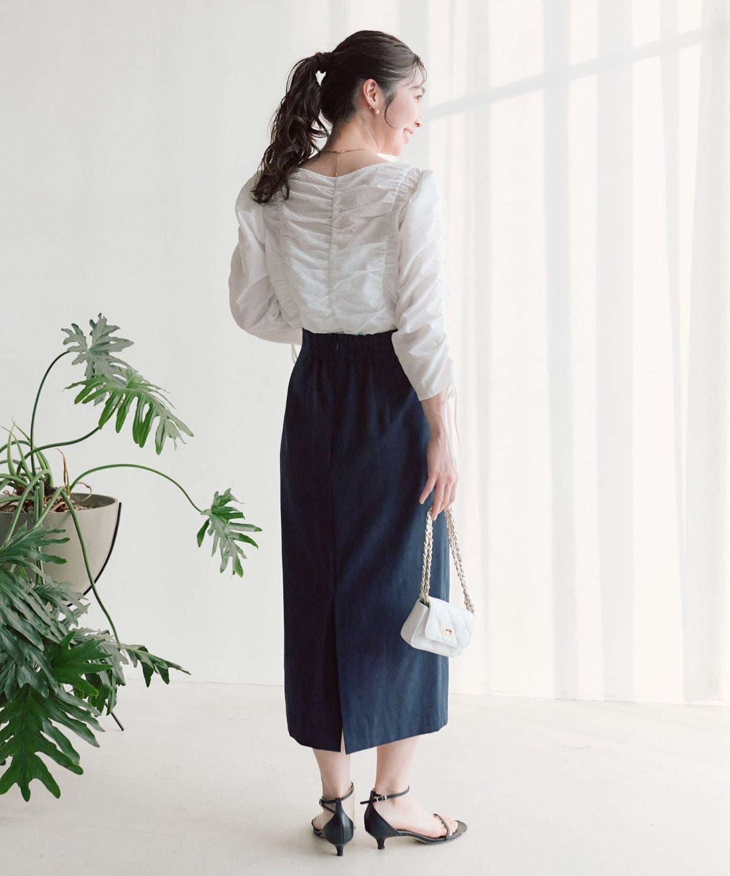 鬆緊褶 抽繩袖 女襯衫