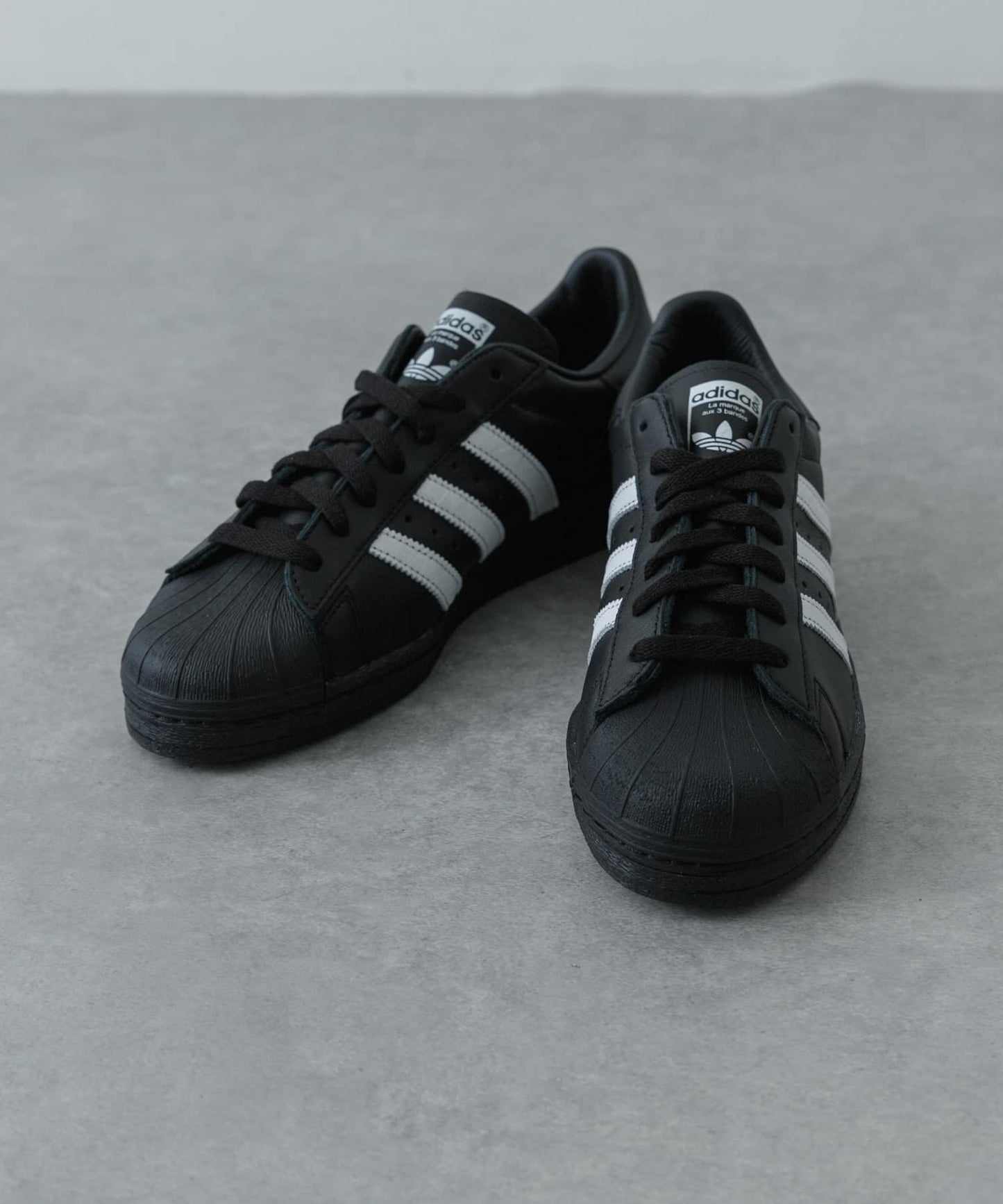 adidas SUPERSTAR 82