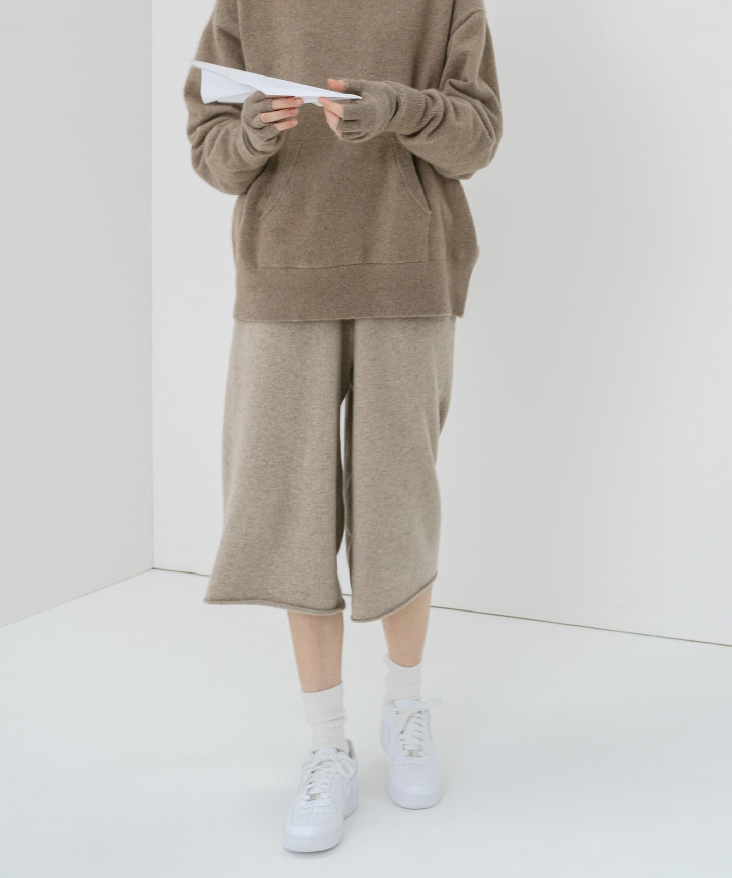dDdDdDd CASHMERE BUGGY SHORTS 休閒短褲