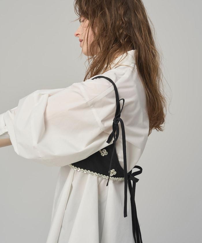 喇叭廓形 開襟領 氣球袖 襯衫