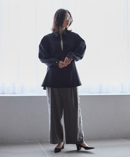 喇叭廓形 開襟領 氣球袖 襯衫