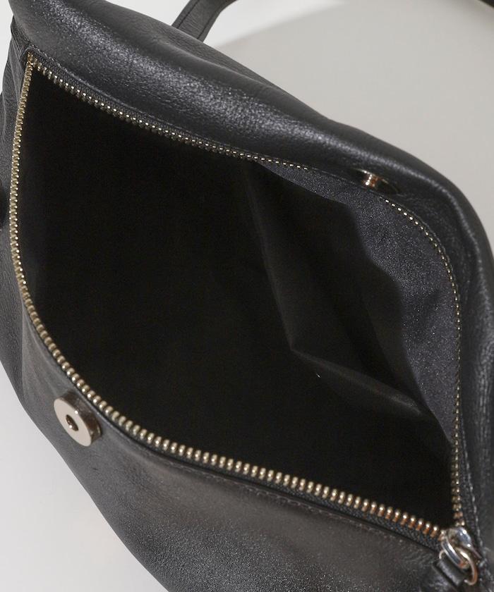 牛革防潑水翻蓋設計單肩包