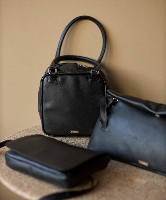 牛皮防潑水腰包