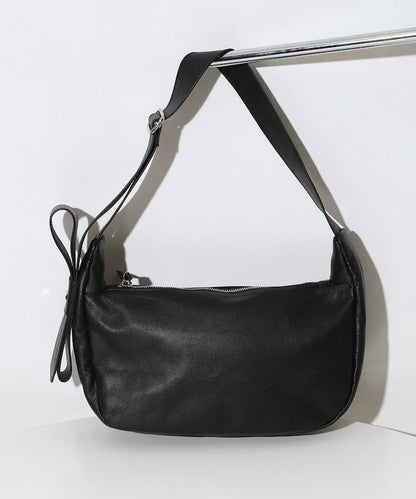 牛皮 半月造型 防潑水皮革 單肩包