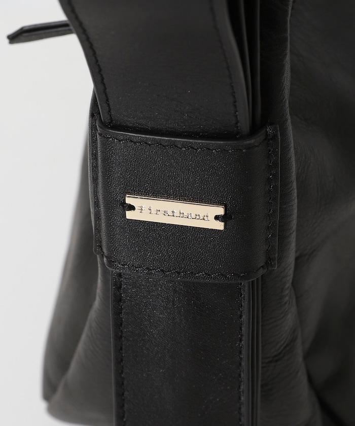 牛皮 半月造型 防潑水皮革 單肩包