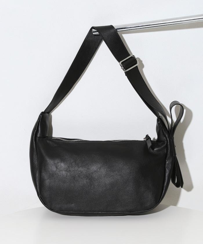 牛皮 半月造型 防潑水皮革 單肩包