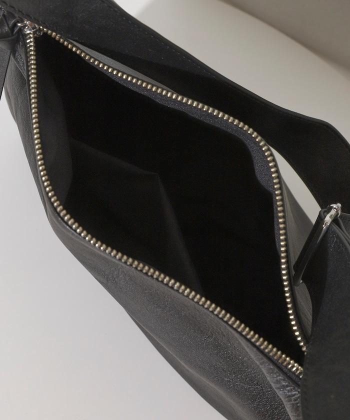 牛皮 半月造型 防潑水皮革 單肩包