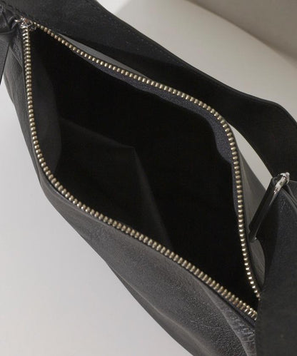 牛皮 半月造型 防潑水皮革 單肩包