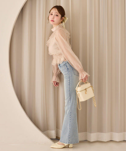 側邊鏤空蕾絲 喇叭版型 牛仔褲