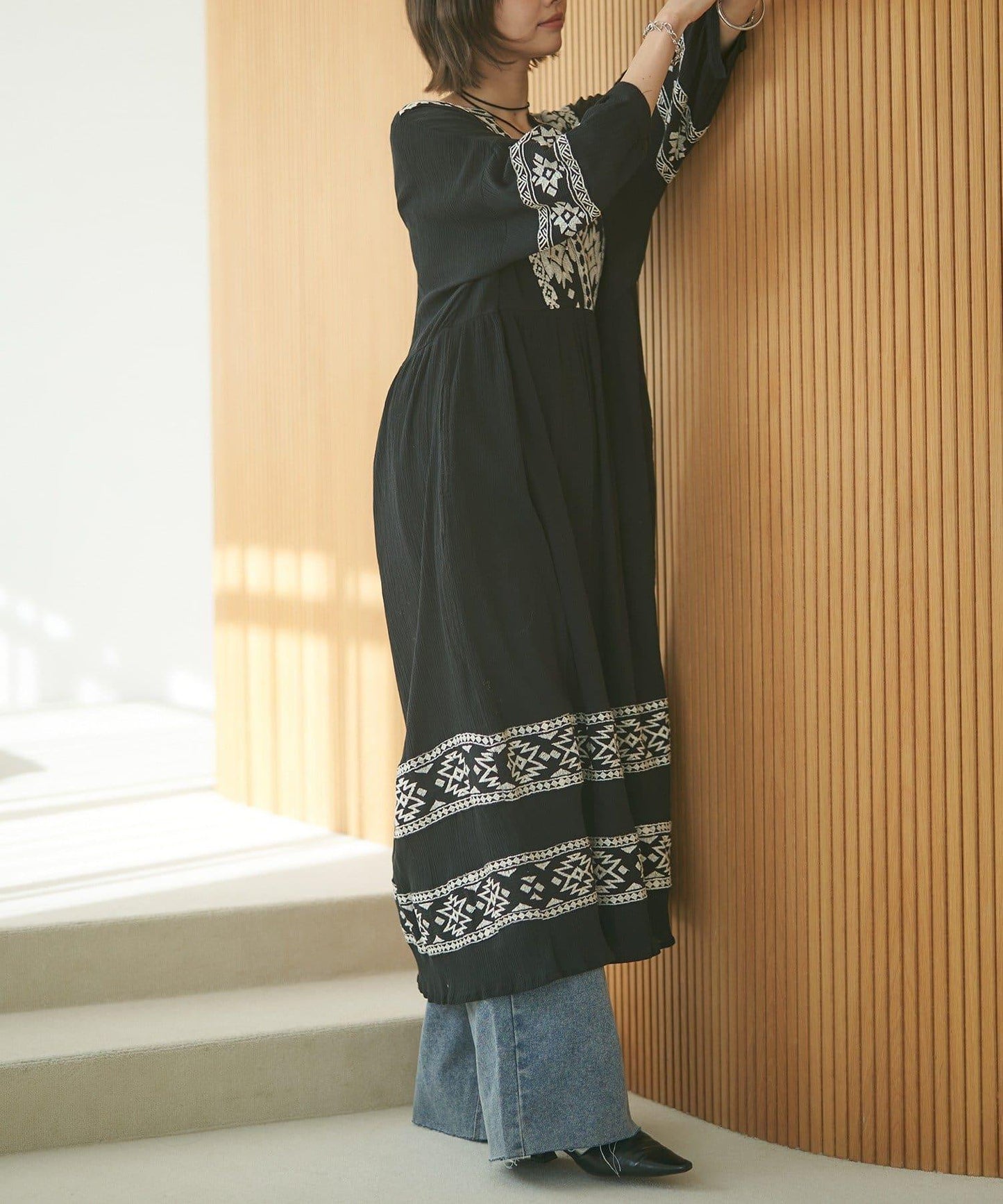 nane India Series 民族風刺繡楊柳連衣裙