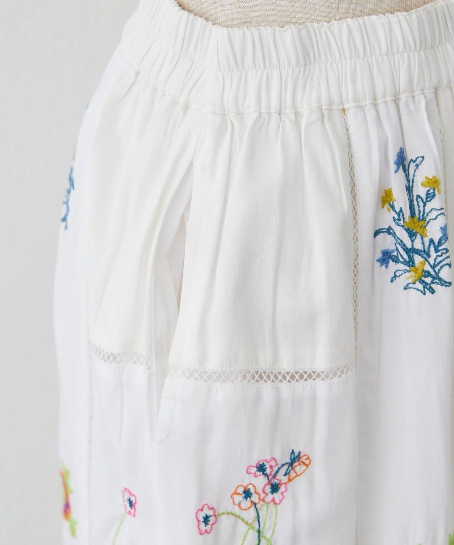 nane India series 刺繡 褲子