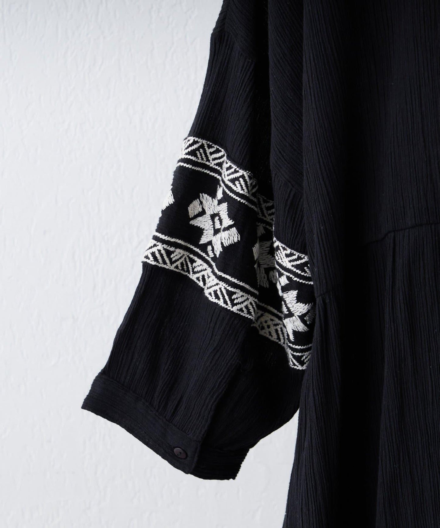 nane India Series 民族風刺繡楊柳連衣裙