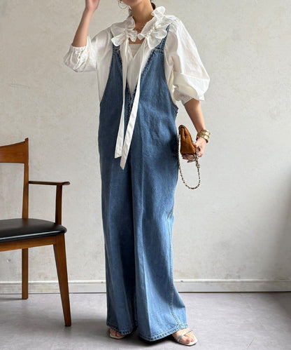 荷葉邊領 插肩設計 襯衫（網絡）