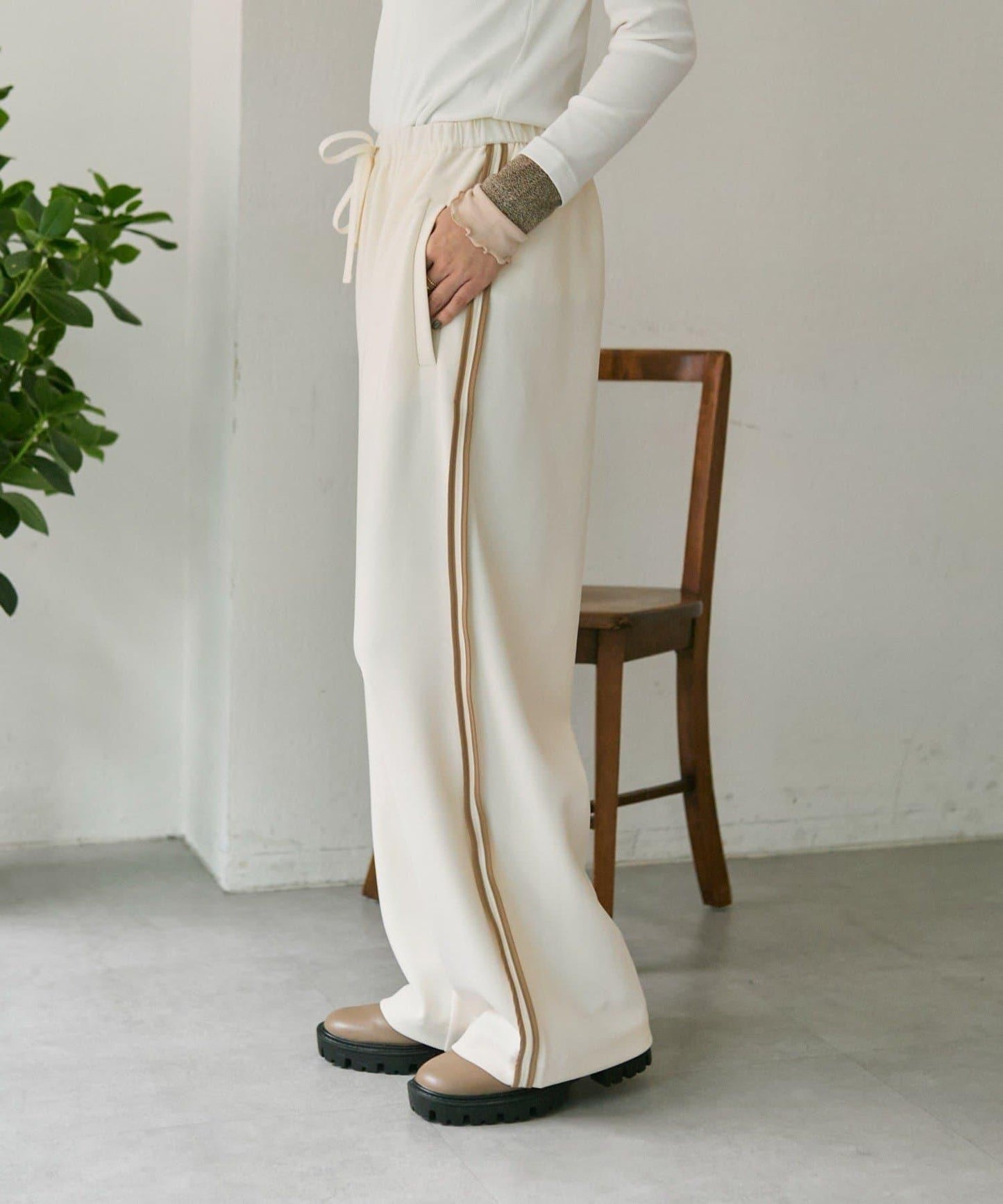 彈力全鬆緊腰直筒 雙線設計 休閒褲【SUM1 STYLE】