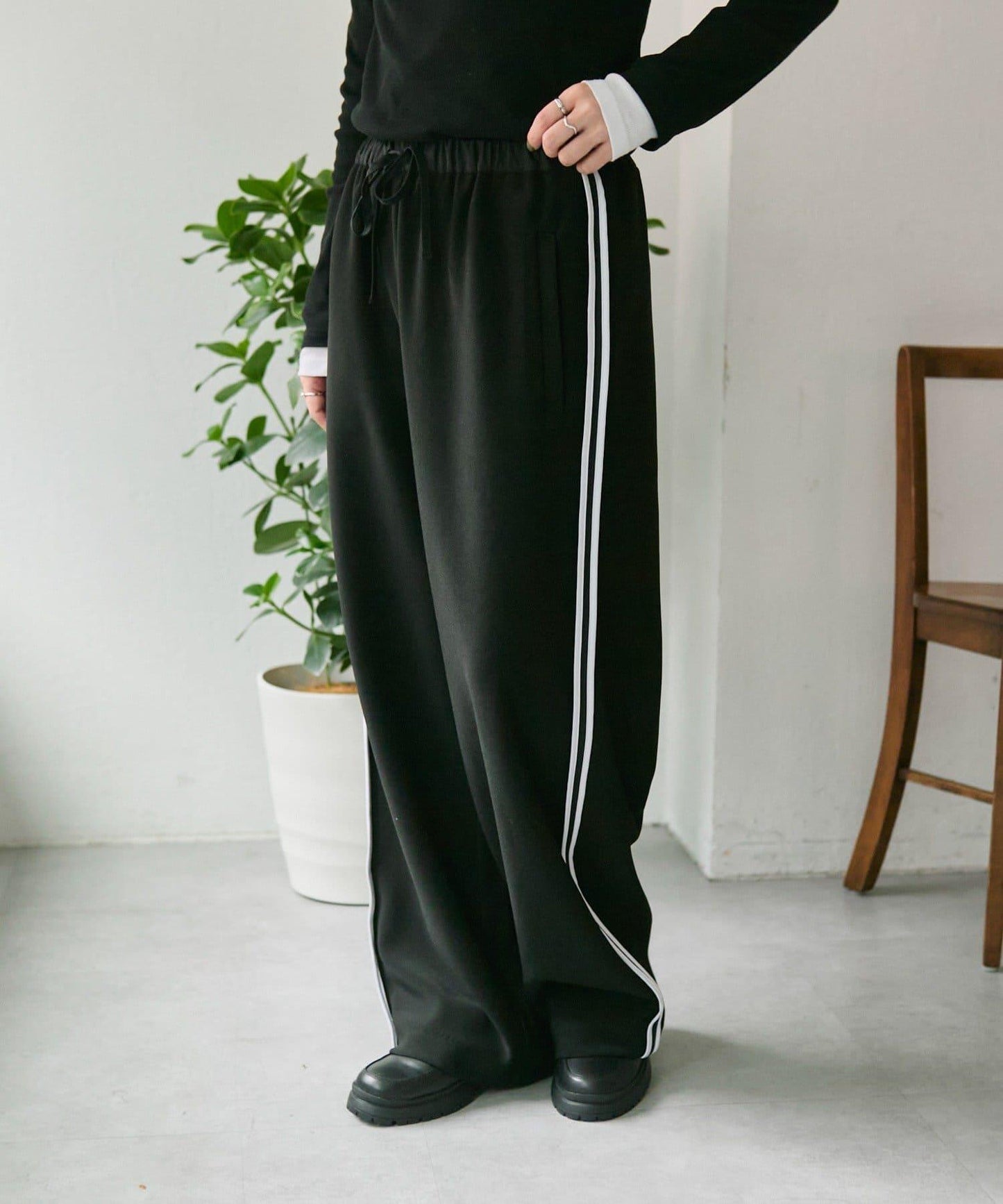 彈力全鬆緊腰直筒 雙線設計 休閒褲【SUM1 STYLE】