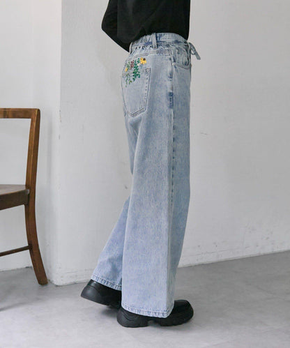 《バックウエストゴム/切替入り》口袋花刺繡 デニム 牛仔褲【SUM1 STYLE(スミスタイル)】