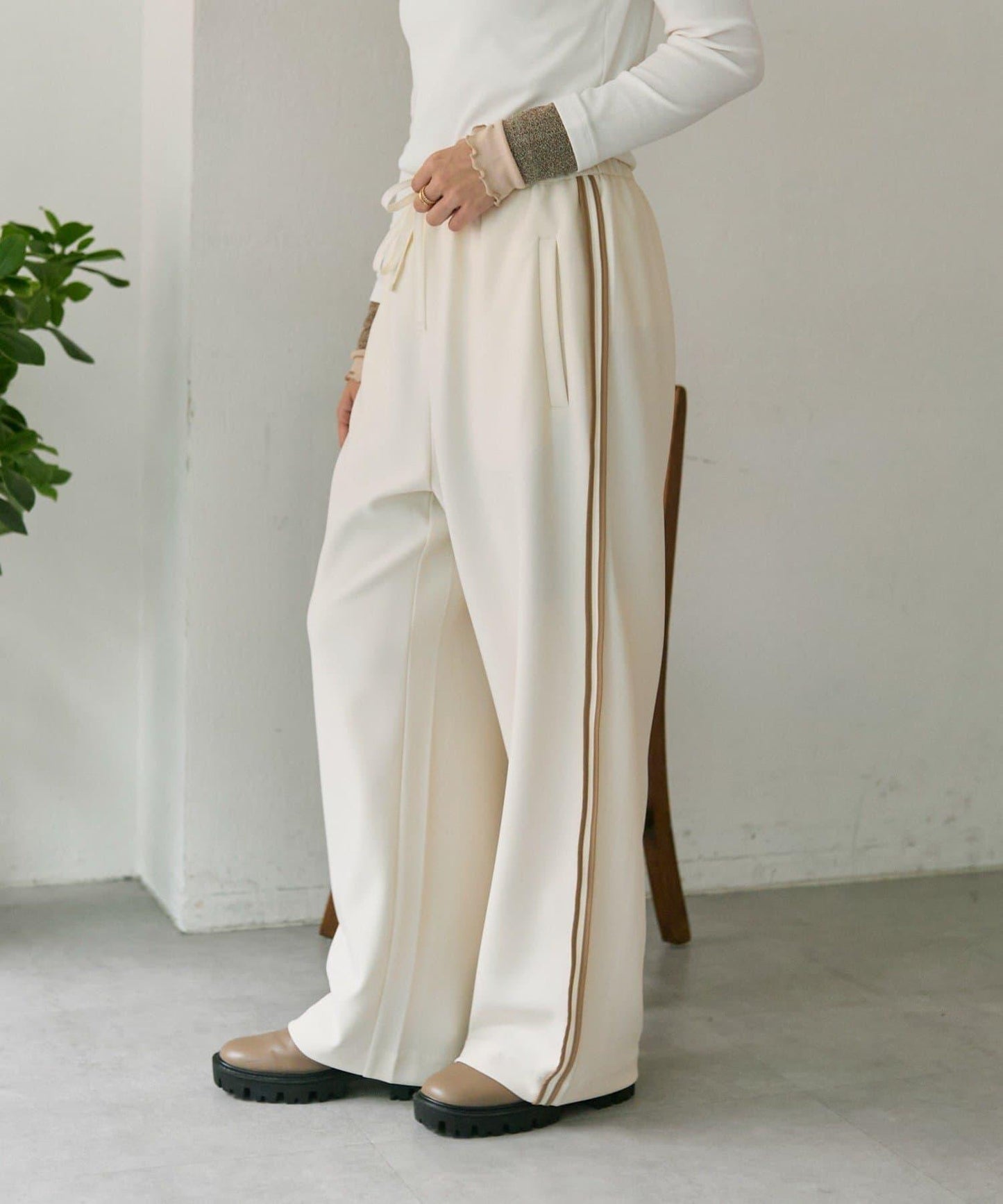 彈力全鬆緊腰直筒 雙線設計 休閒褲【SUM1 STYLE】