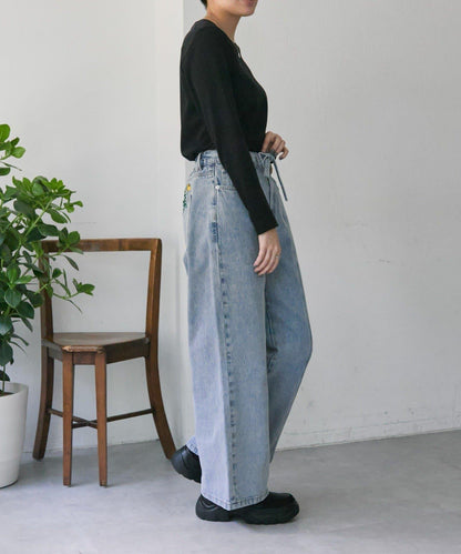 《バックウエストゴム/切替入り》口袋花刺繡 デニム 牛仔褲【SUM1 STYLE(スミスタイル)】