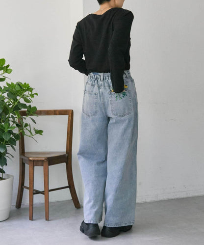 《バックウエストゴム/切替入り》口袋花刺繡 デニム 牛仔褲【SUM1 STYLE(スミスタイル)】