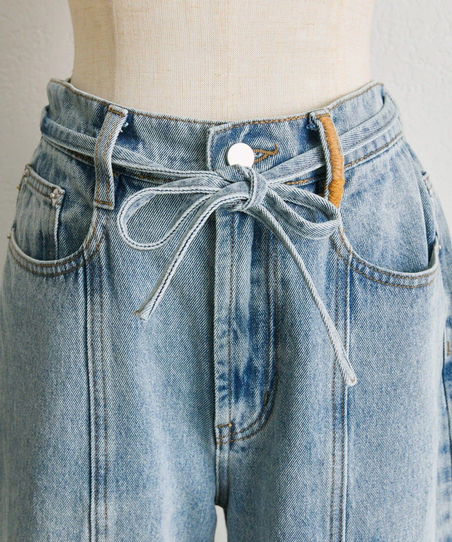 《バックウエストゴム/切替入り》口袋花刺繡 デニム 牛仔褲【SUM1 STYLE(スミスタイル)】