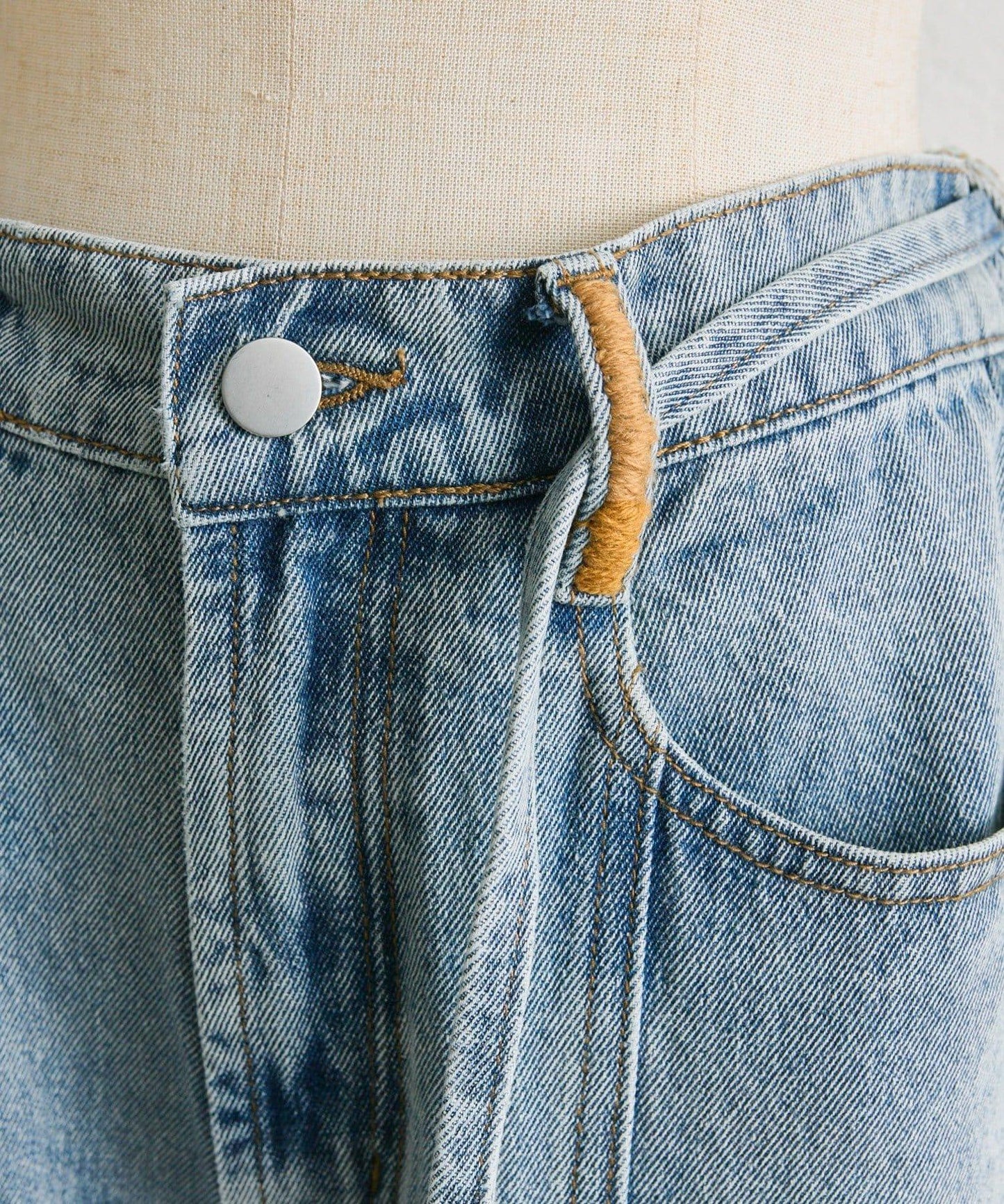 《バックウエストゴム/切替入り》口袋花刺繡 デニム 牛仔褲【SUM1 STYLE(スミスタイル)】