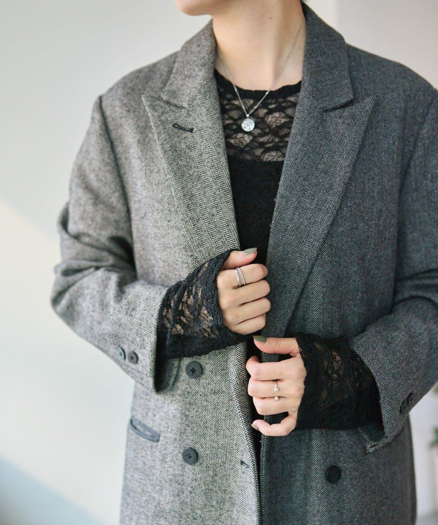 花卉圖案 多穿法 透膚蕾絲 上衣