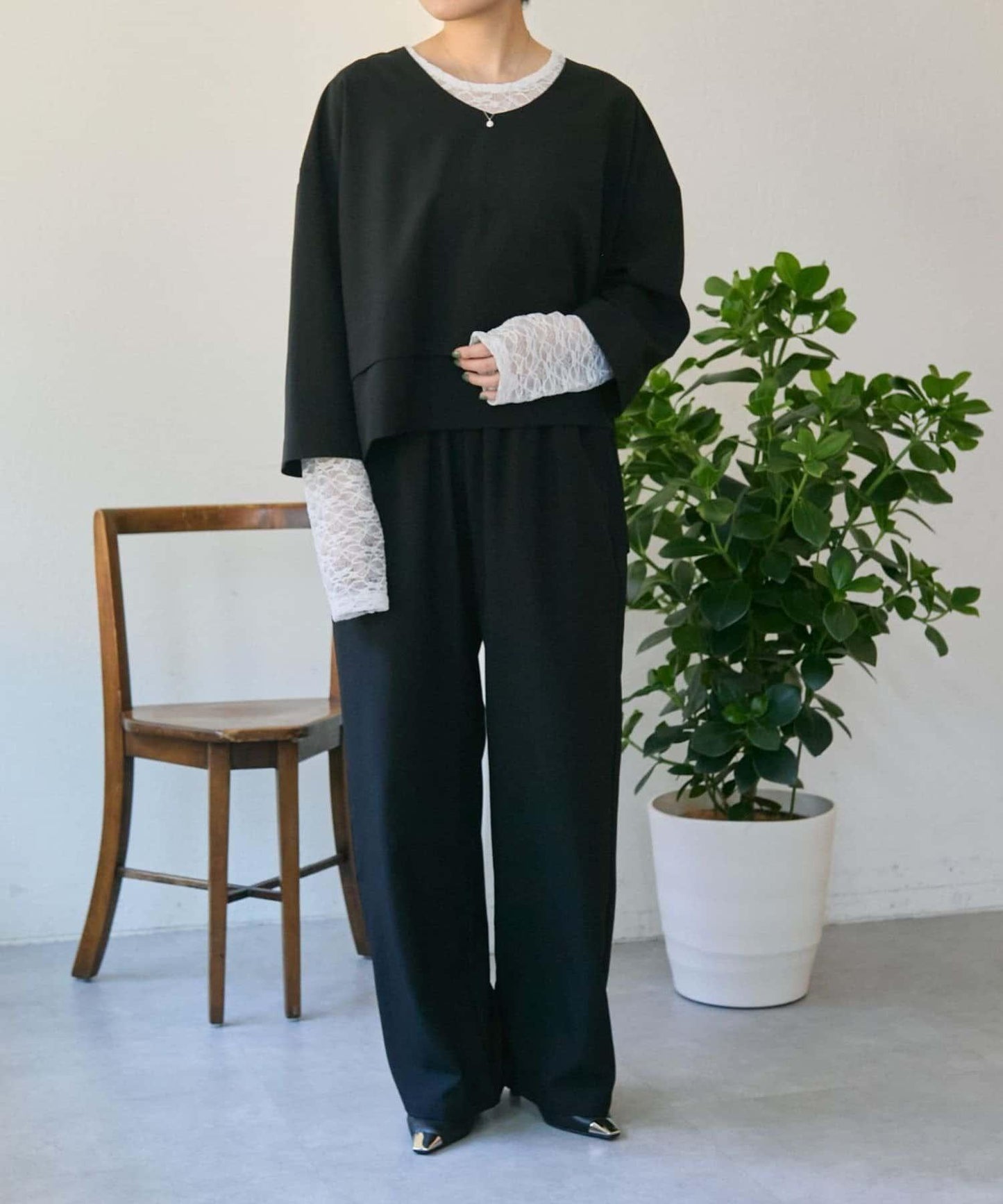 花卉圖案 多穿法 透膚蕾絲 上衣