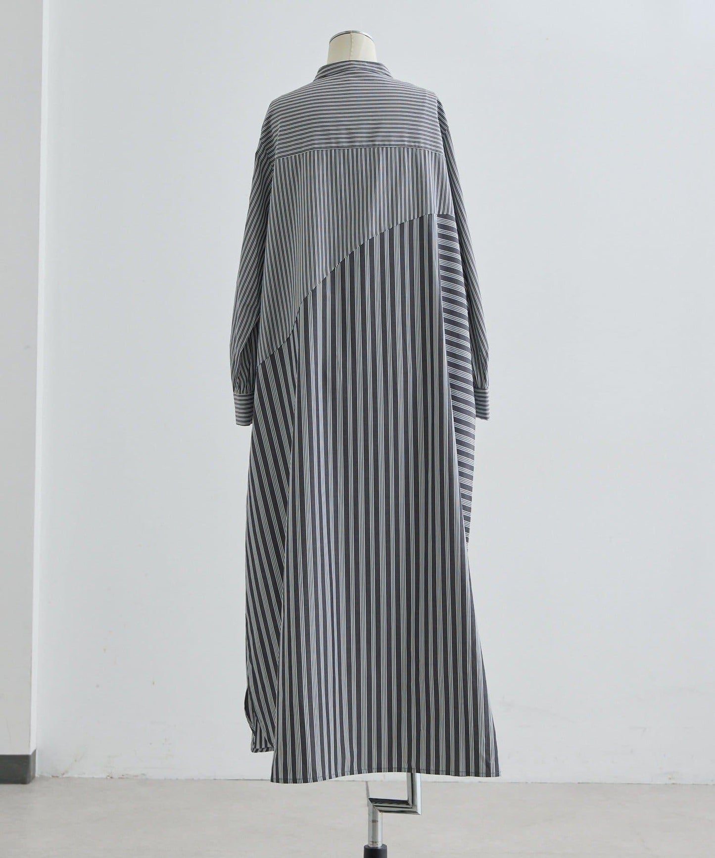 SUM1 STYLE 條紋襯衫連衣裙