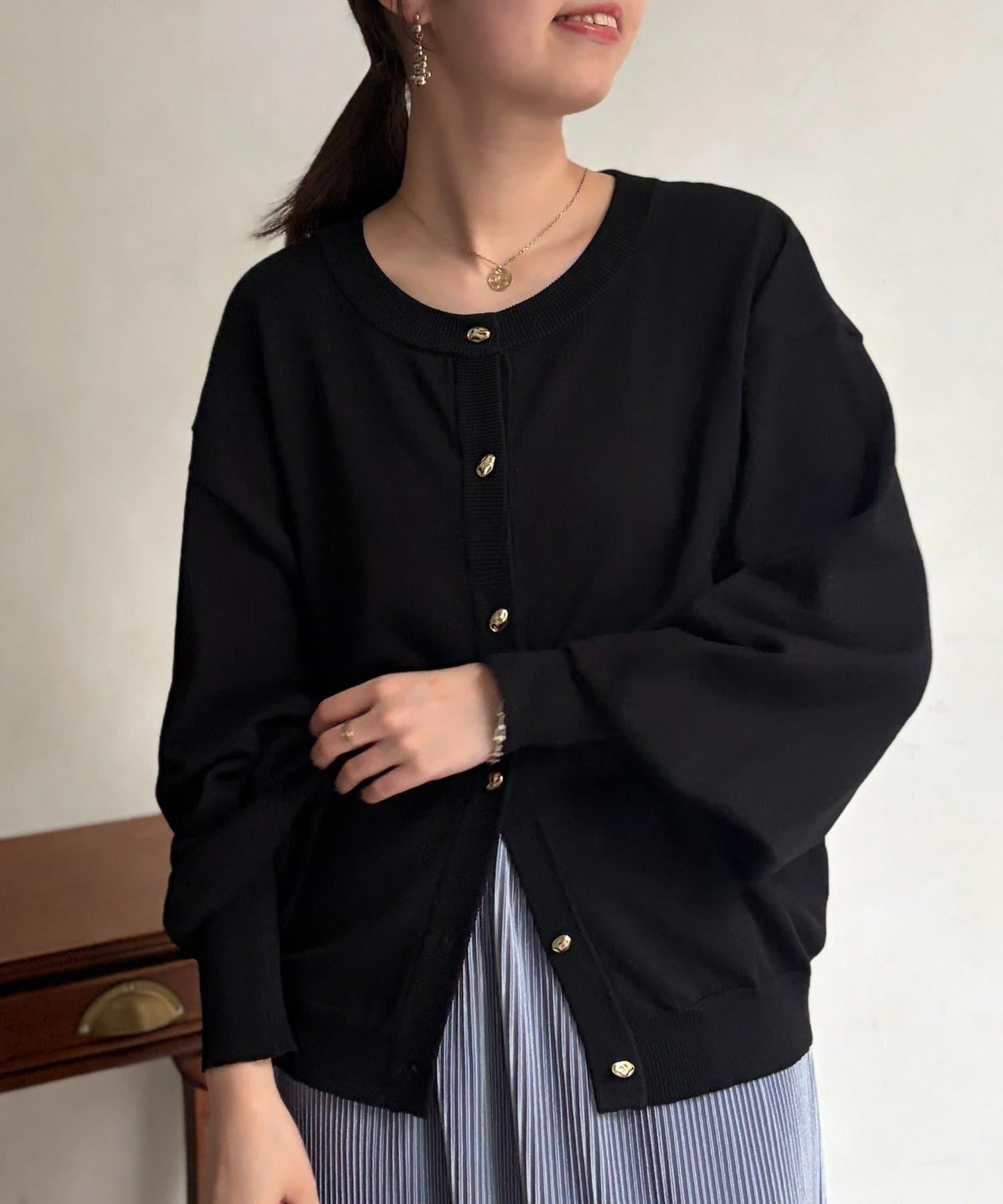 微光金色紐釦針織開衫