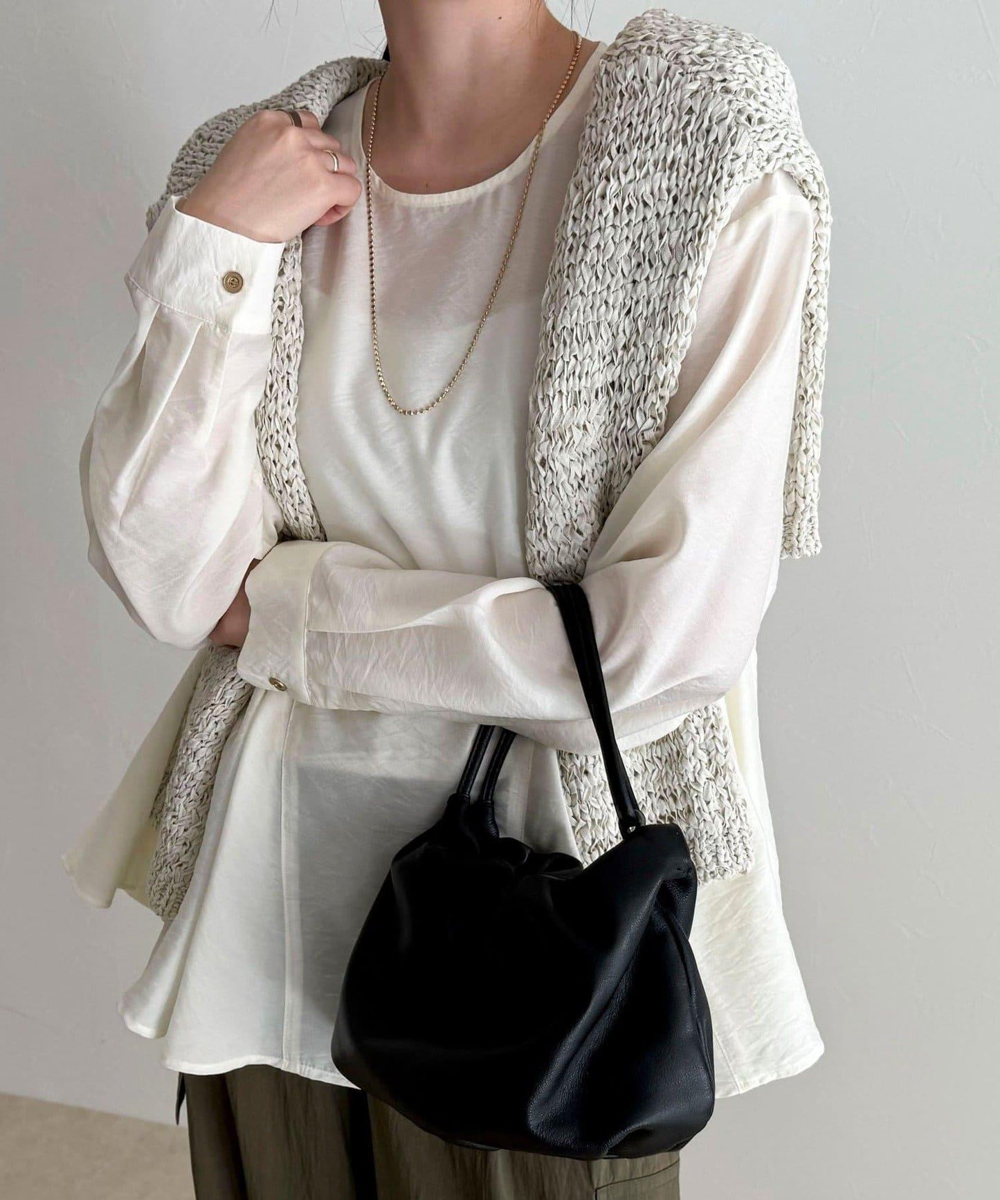 薄紗蓬鬆廓形荷葉擺襯衫