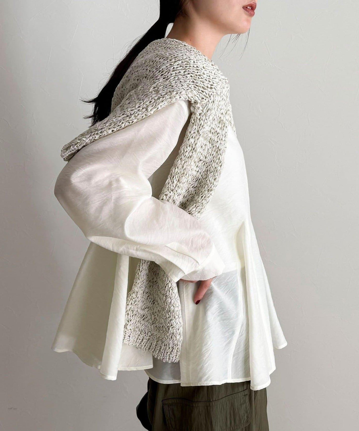 薄紗蓬鬆廓形荷葉擺襯衫