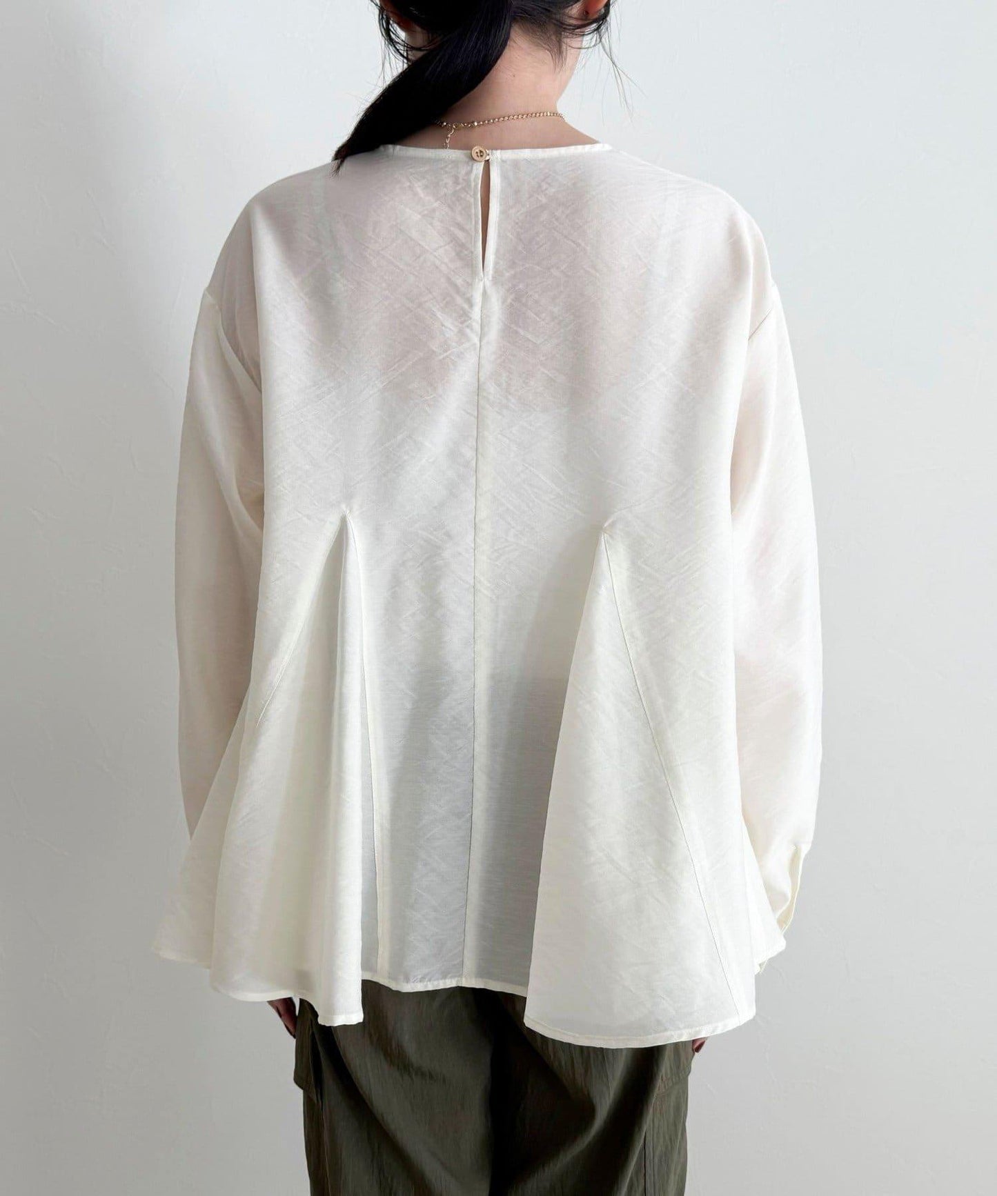 薄紗蓬鬆廓形荷葉擺襯衫