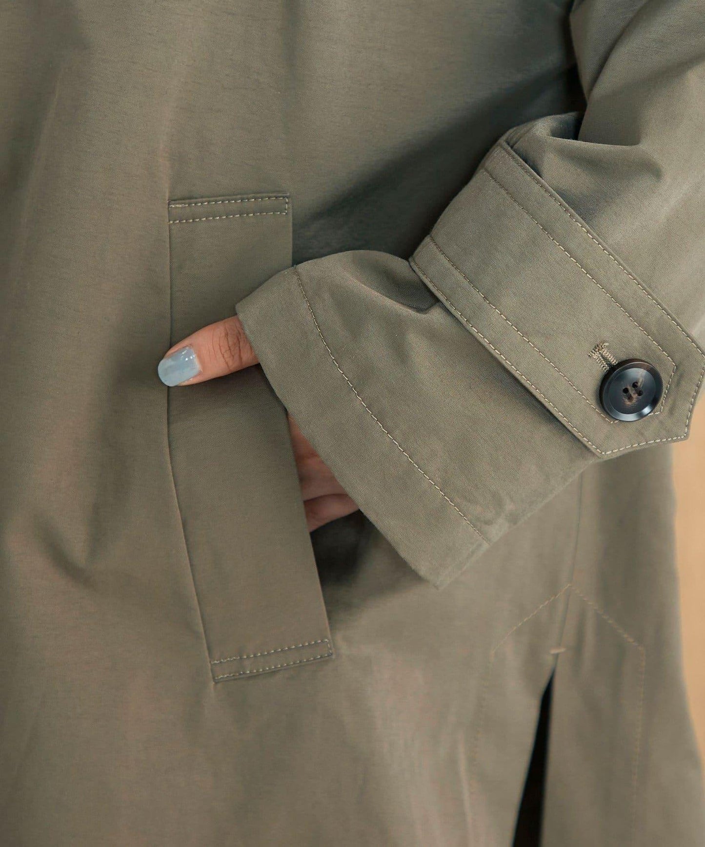 中長款寬鬆風衣外套