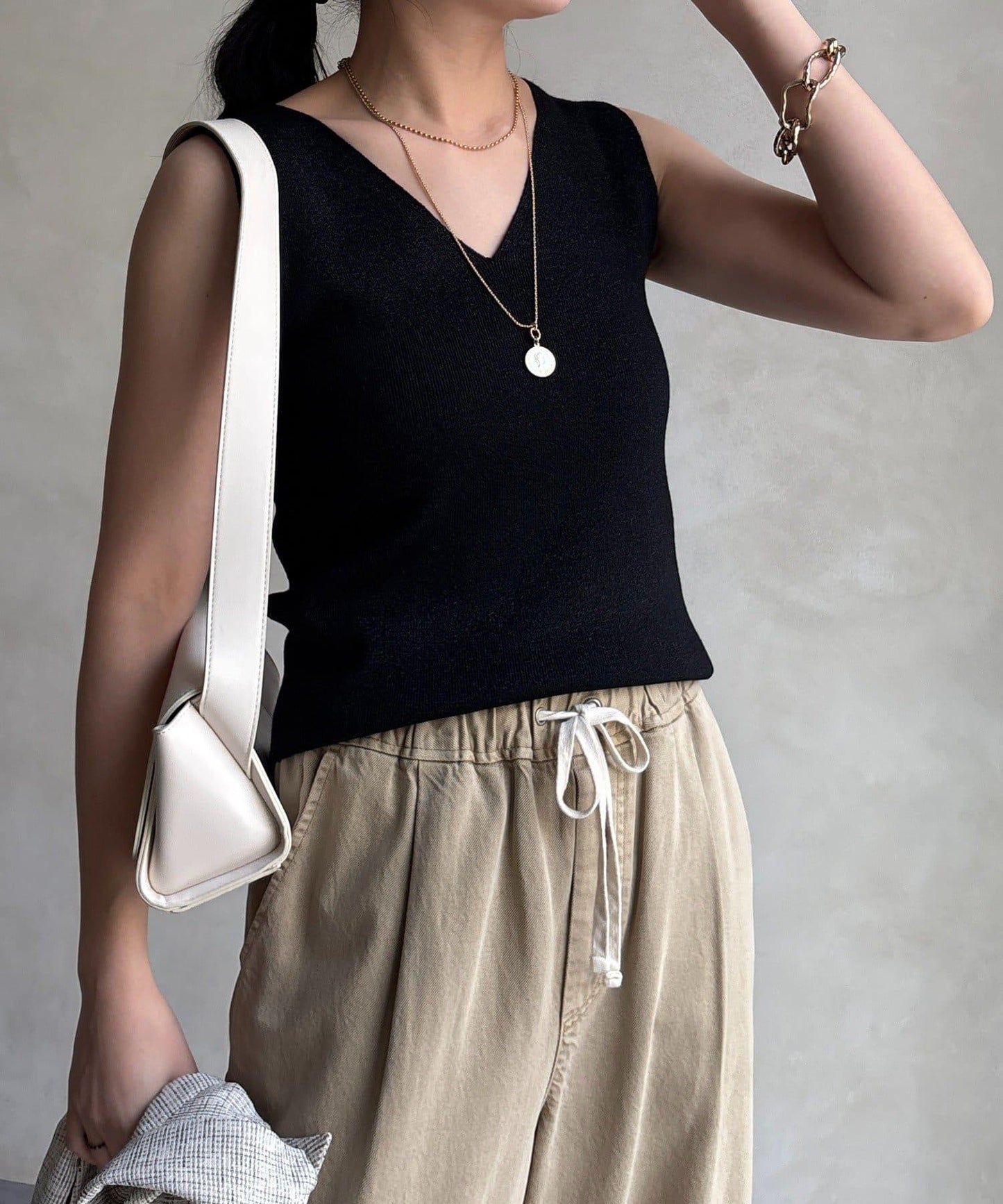 前後兩穿亮絲針織吊帶背心