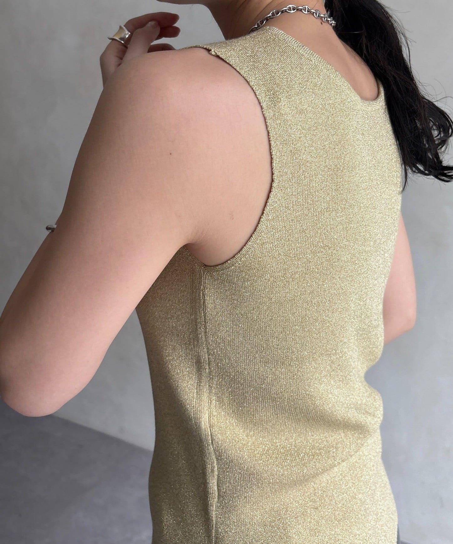 前後兩穿亮絲針織吊帶背心