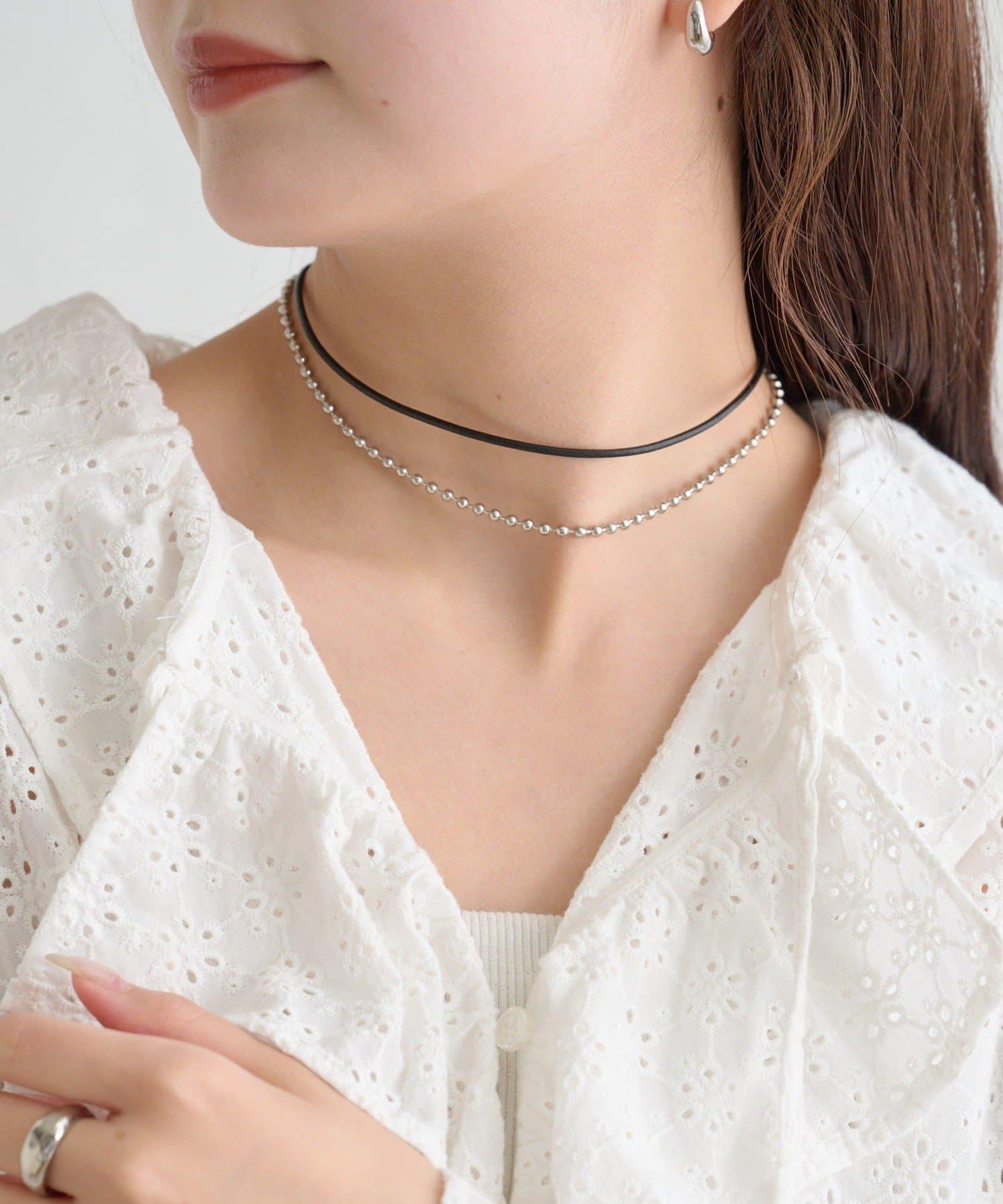 Lara 皮革鏈條項圈