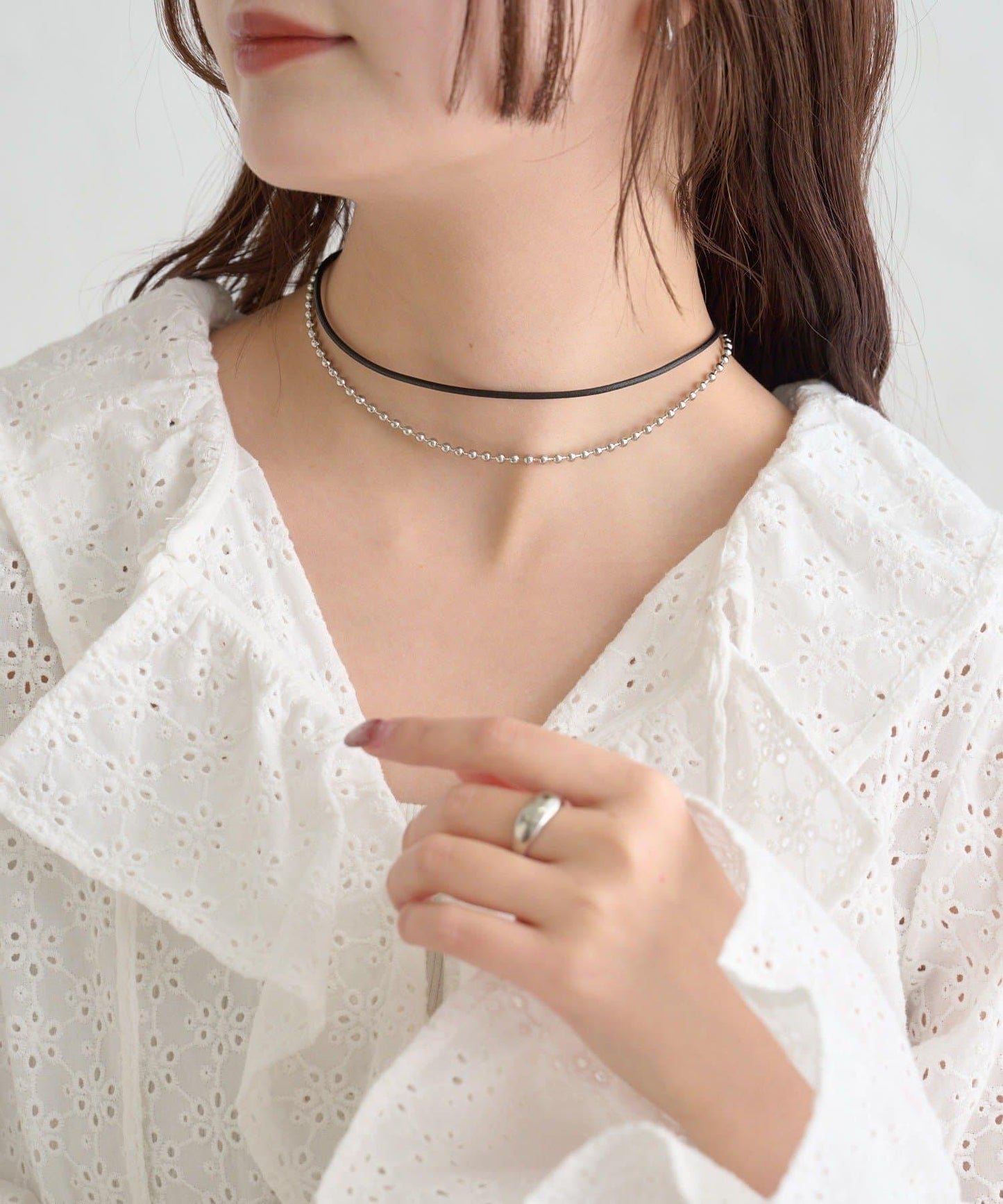 Lara 皮革鏈條項圈