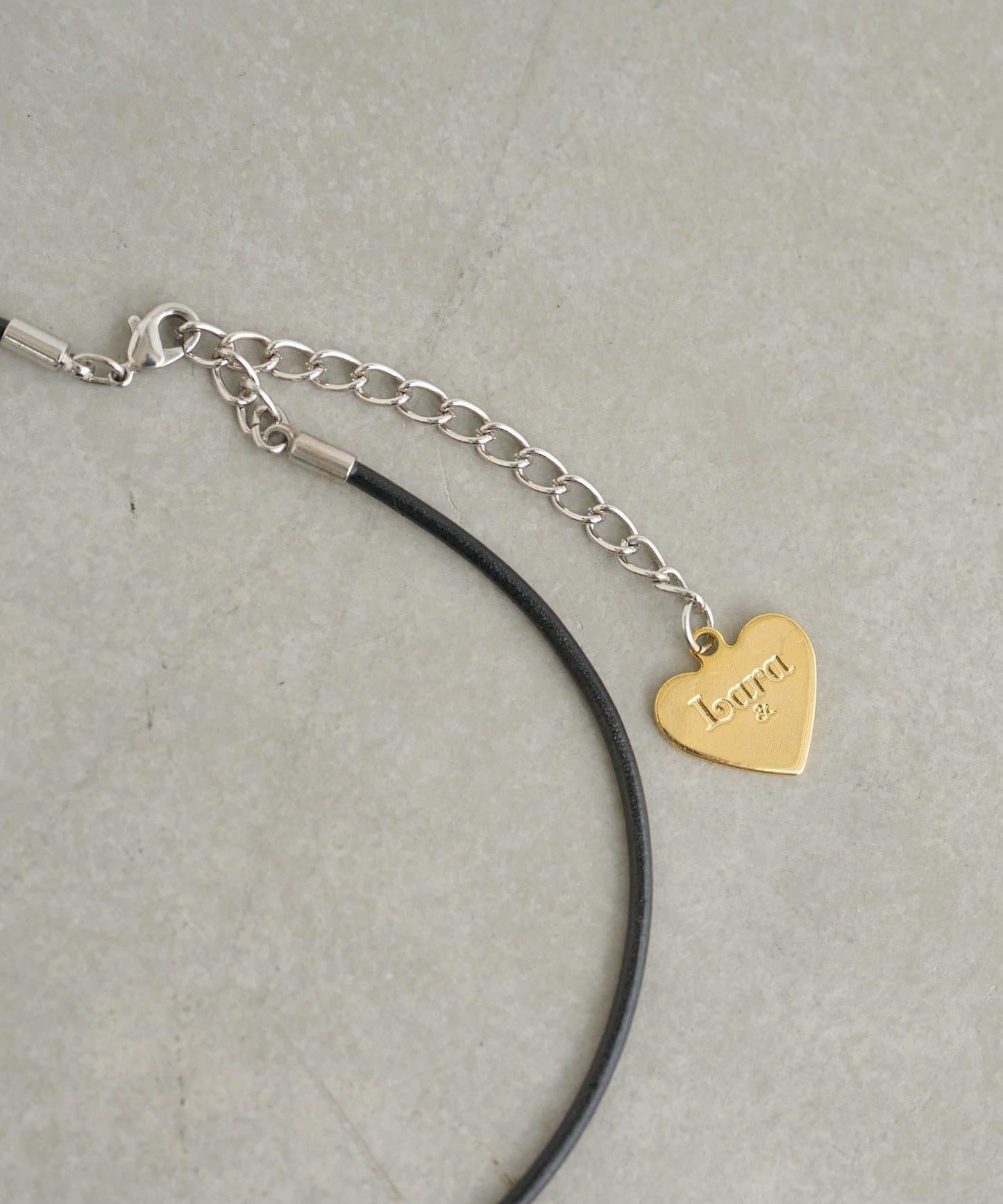 Lara 皮革鏈條項圈