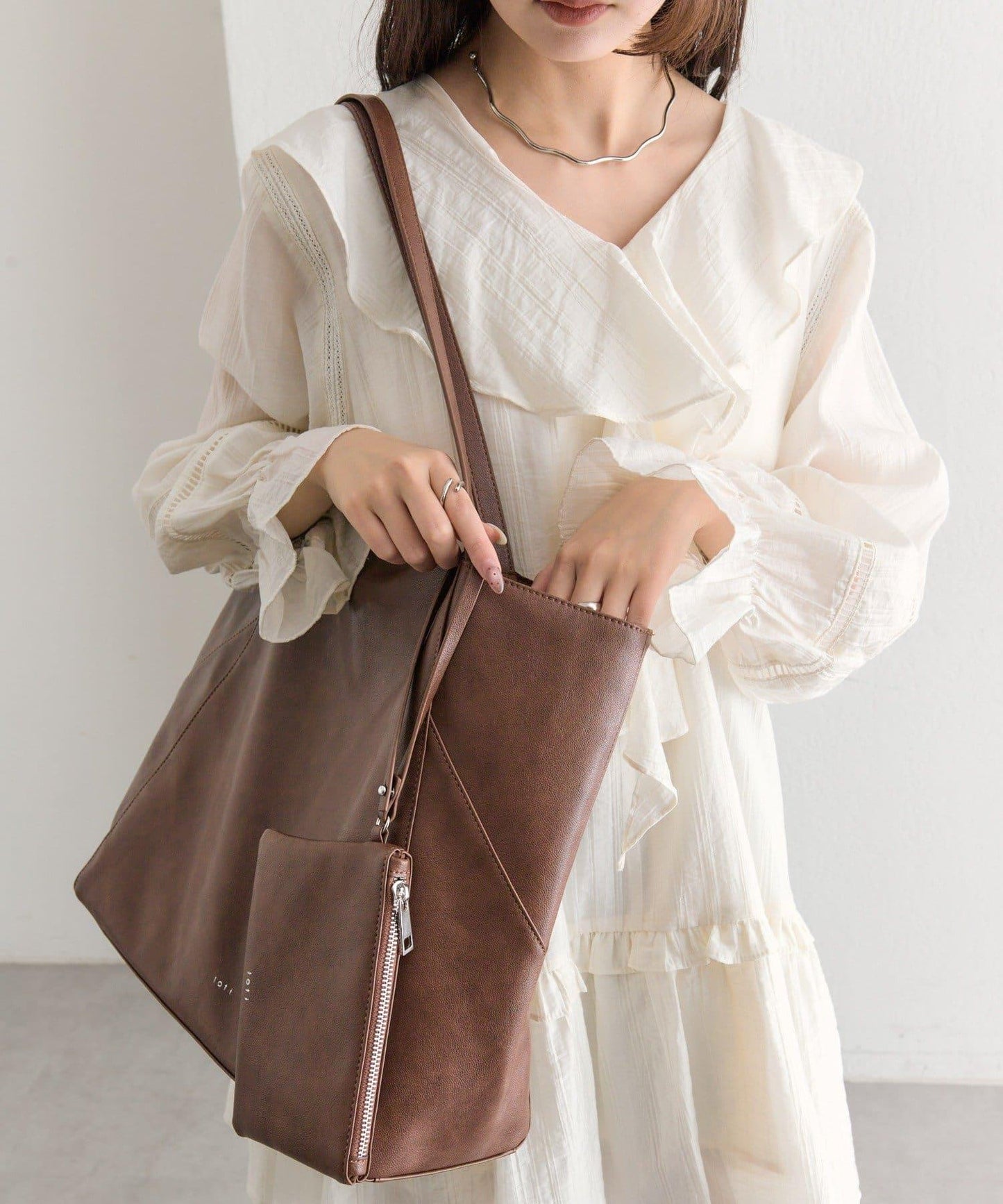 大容量 附loti收納包 托特包