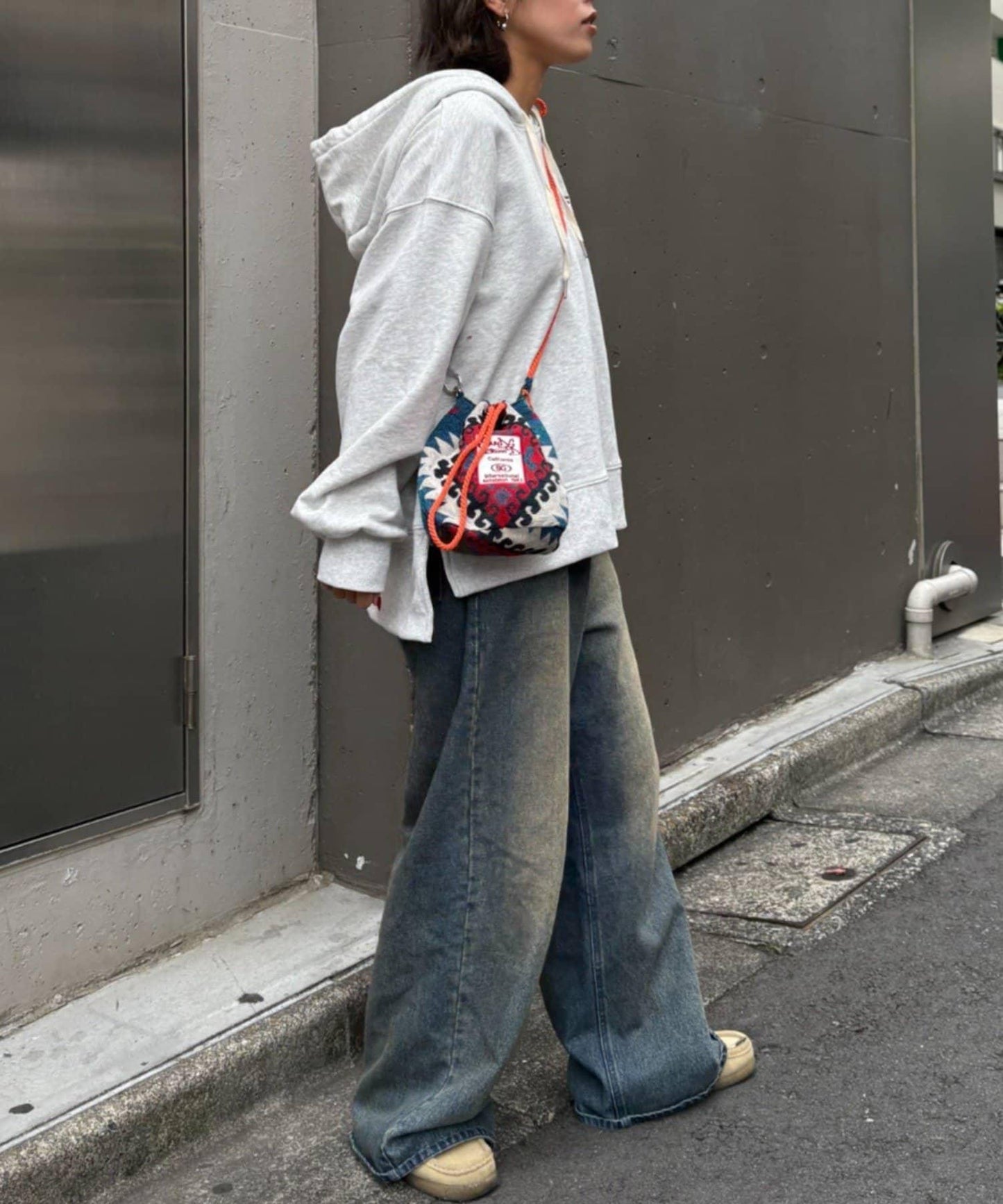 SOUNDSGOOOOD 提花束口包