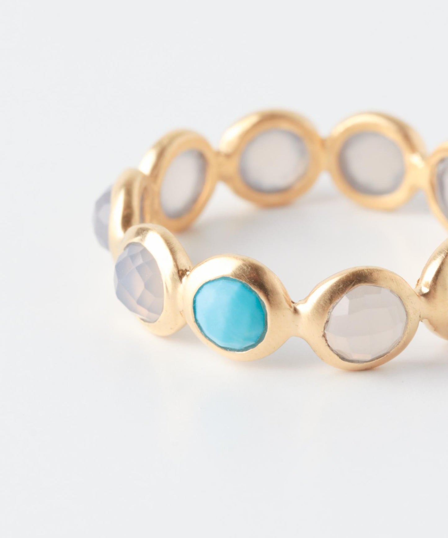 圓形寶石設計 永恆戒指